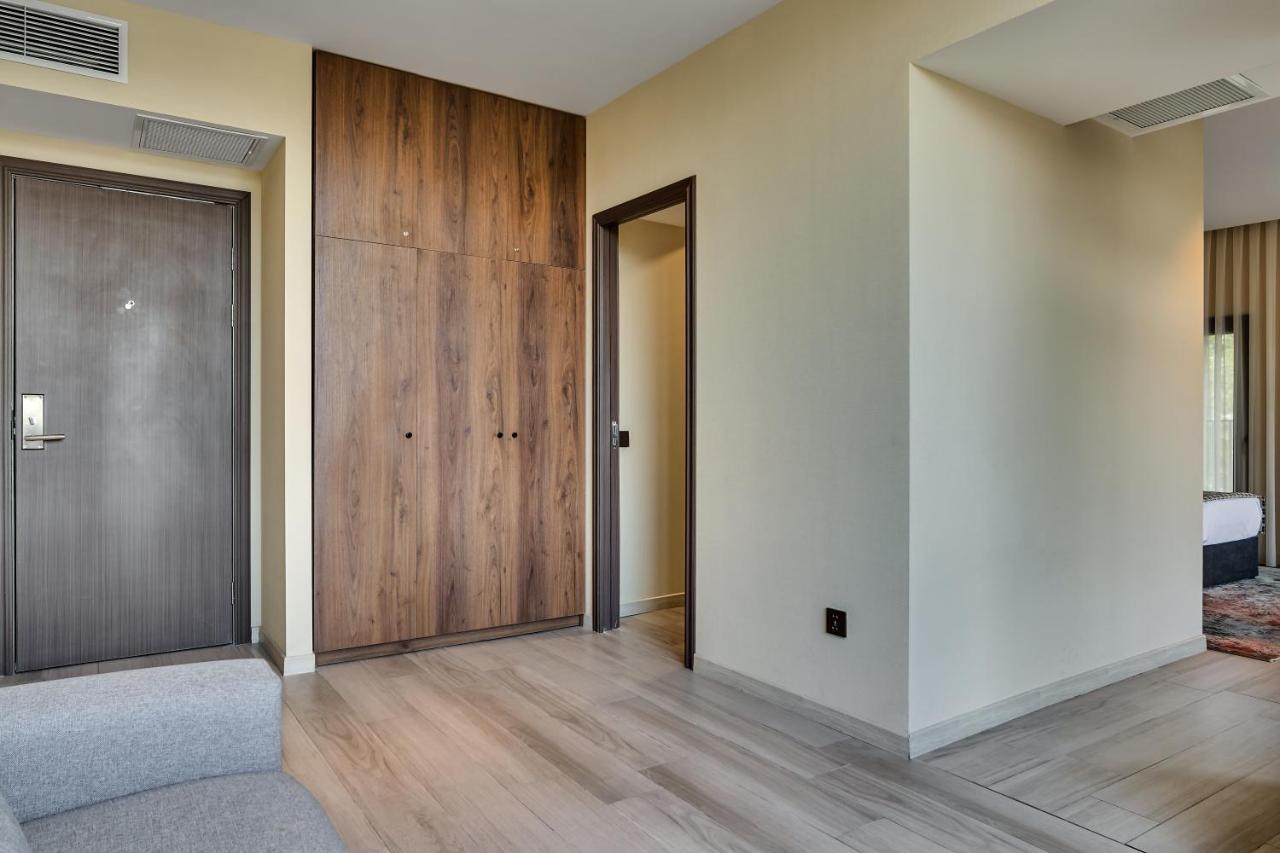 Eleven Inn Tbilisi Ngoại thất bức ảnh